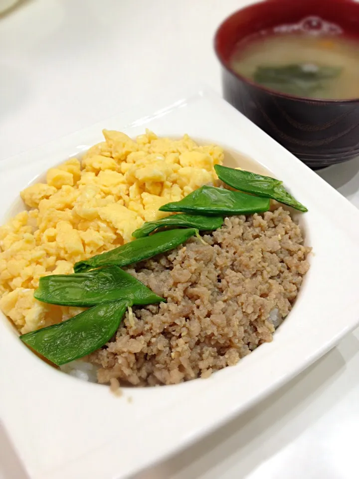 作りおきでそぼろ丼|彩さん