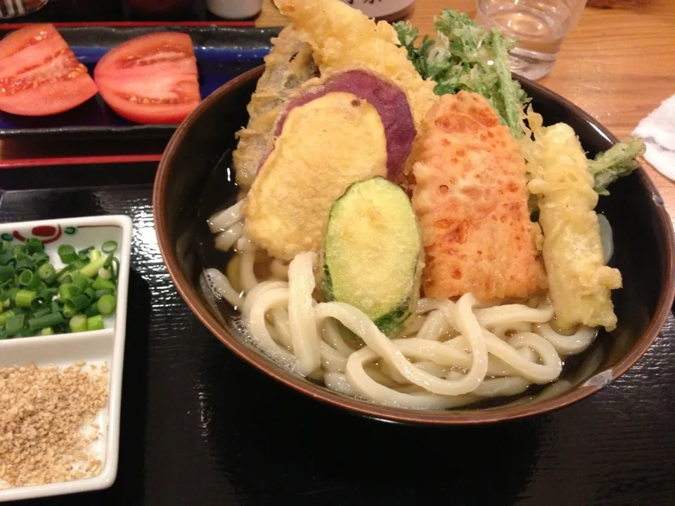 千駄木・千駄木うどん汐満・天ぷらうどん|なっぐさん