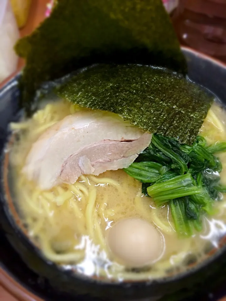 豚骨醤油ラーメン|ユキティモさん