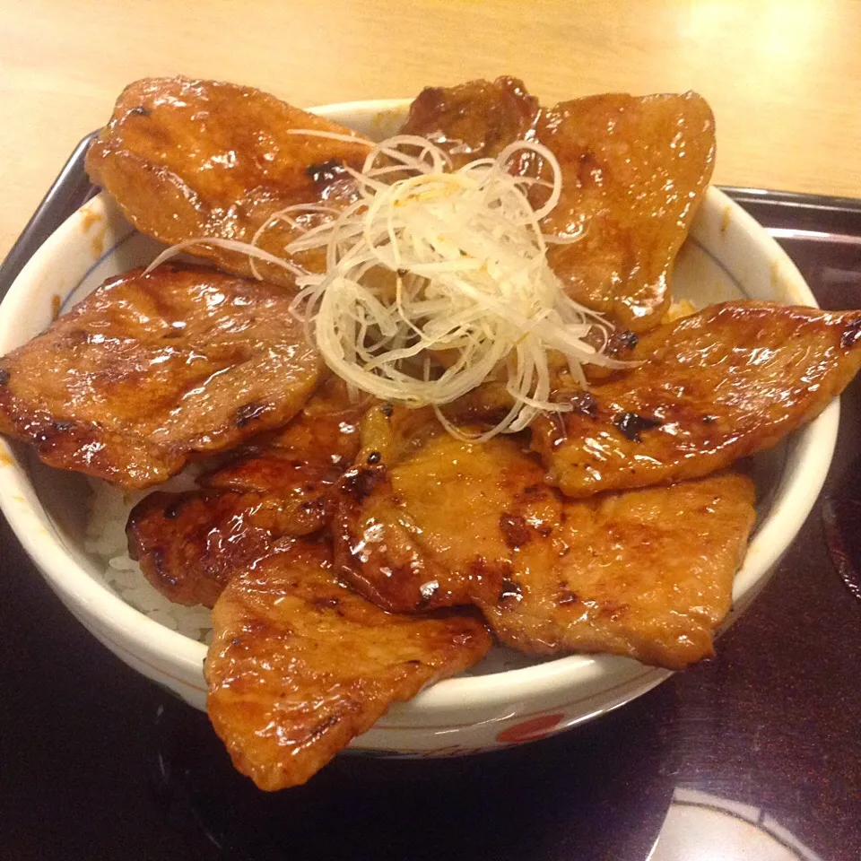 豚丼😊 今日はお酒を飲めません😅|suneさん