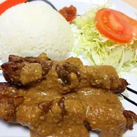 Chicken Satay with Peanut Sauce|Lia Suandiさん