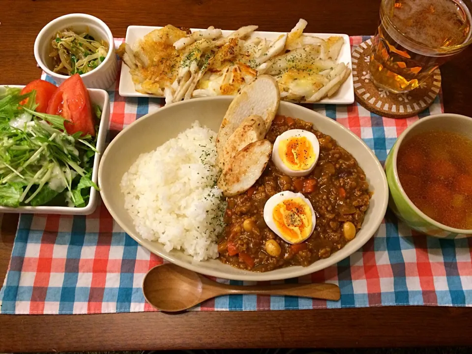 お豆のキーマカレー 長芋のチーズ焼き もやしナムル サラダ ミニトマトスープ|haseseさん