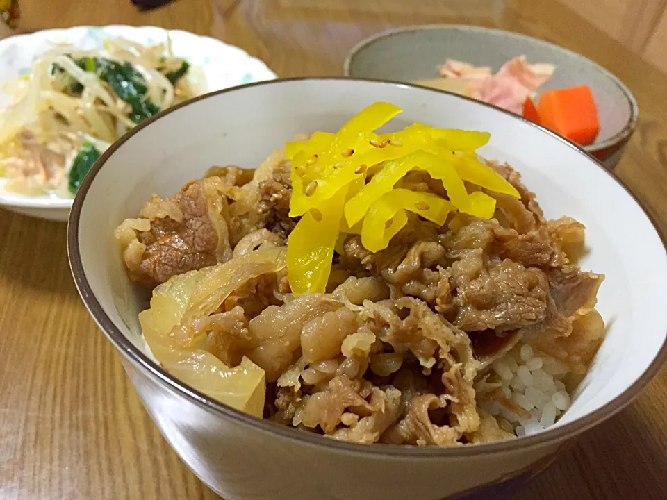 炊きたて金芽米で 牛丼*\(^o^)/*|Hiroko Suzukiさん