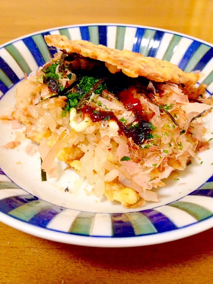 イカの姿フライでたこ焼き風🐙ご飯でね🍚|まいりさん