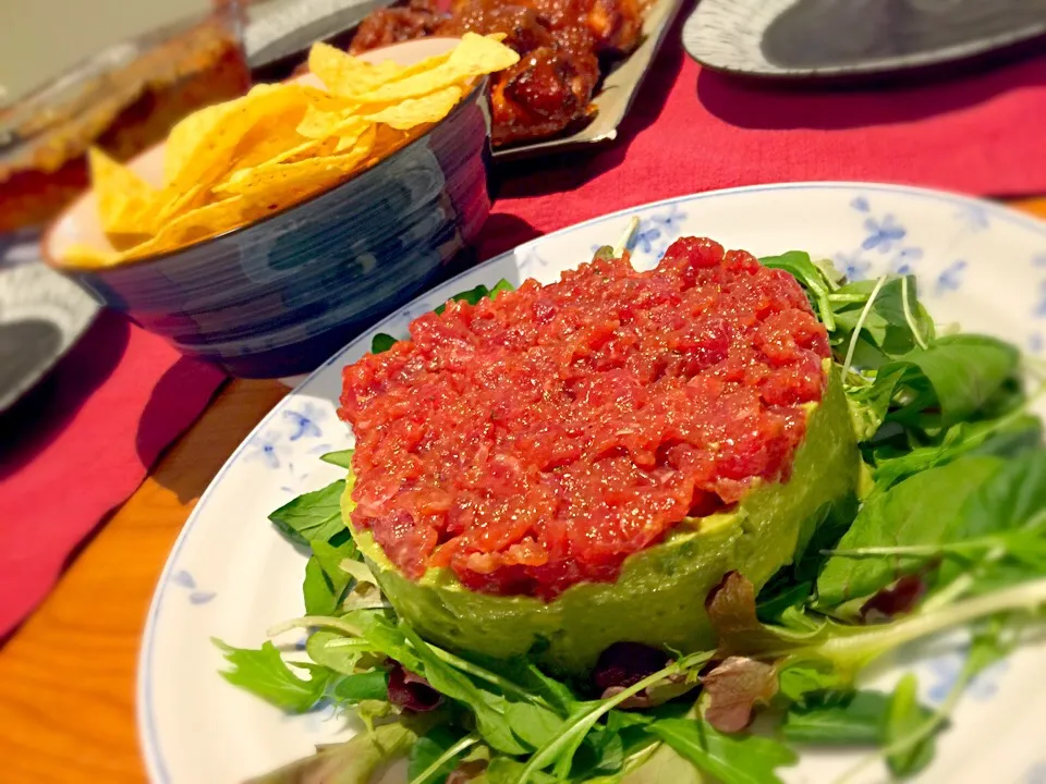 マグロのピリ辛タルタルwガカモーレ。Tuna tartar with guacamole.|Sayaka Jinsenji Huletteさん