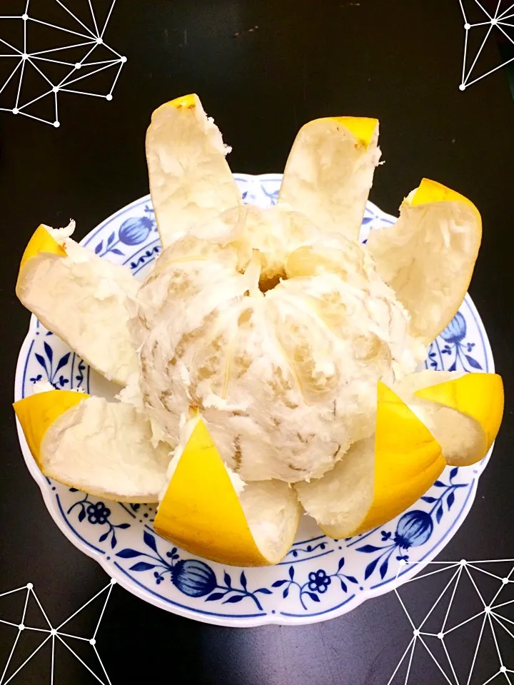 fresh 'n sweet pomelo 🍋|CatzeMDさん