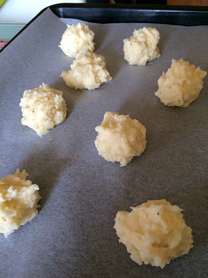 Next Pon De Queijo... Brazilian bread made with tapioca|Nigel Nakadaさん