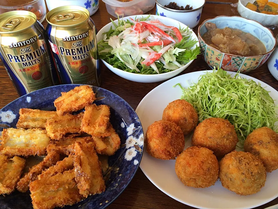 Snapdishの料理写真:2015.2.28 ライスコロッケでダンナ実家ランチ🍻🍻🍻|ゆみずさん