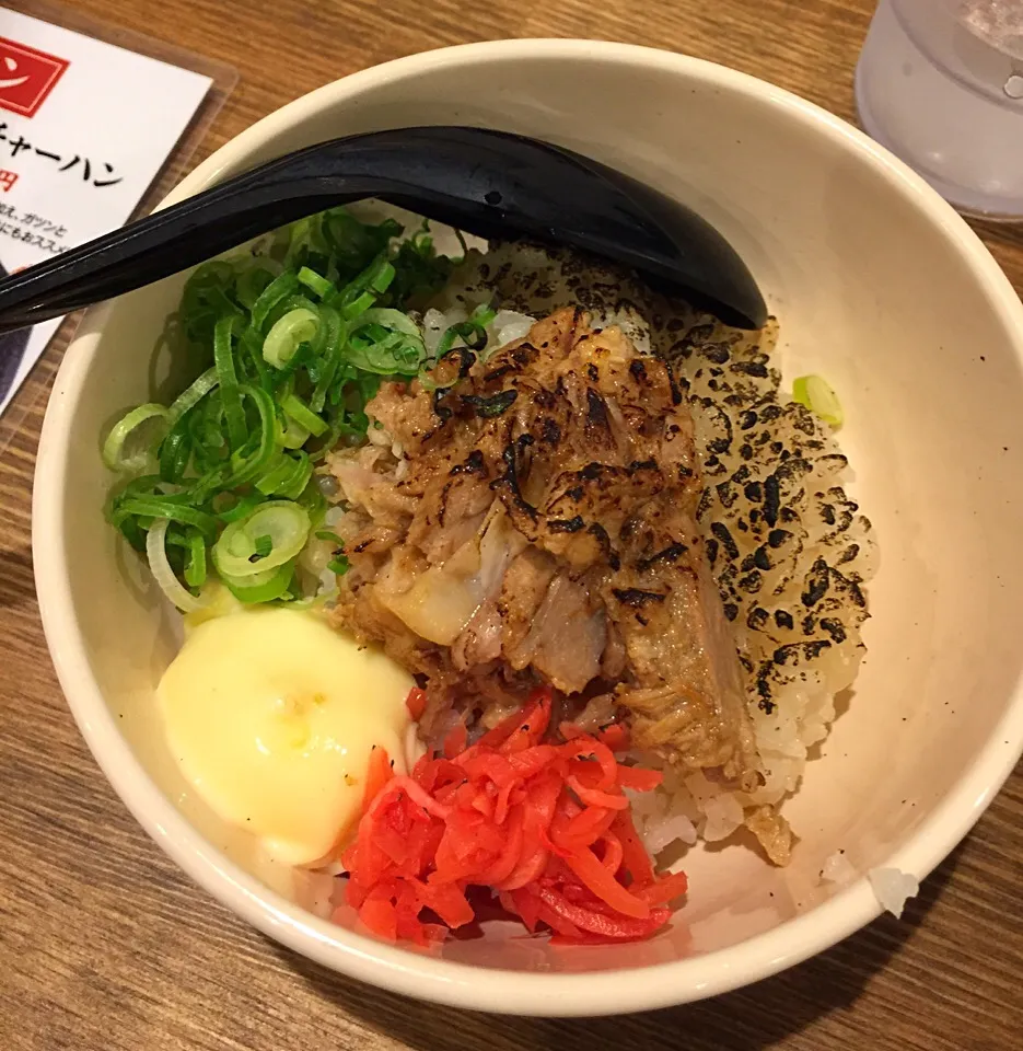 炙りチャーシュー丼|るみおんさん