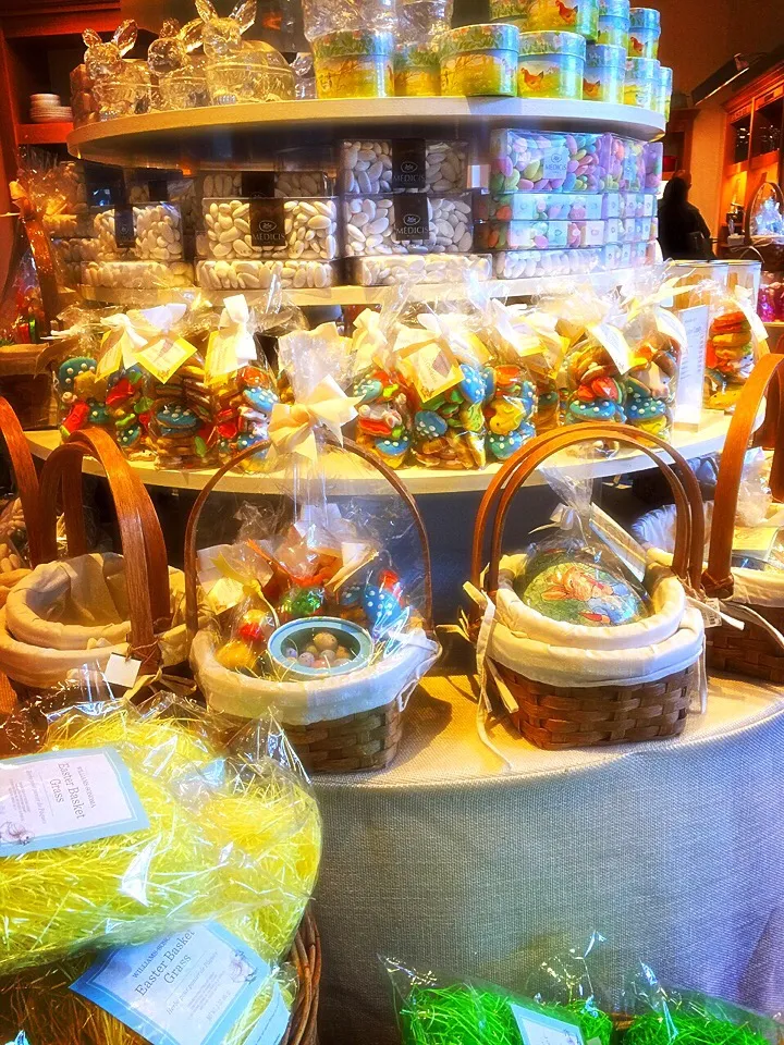 Easter decorations @ William sonoma|erisさん