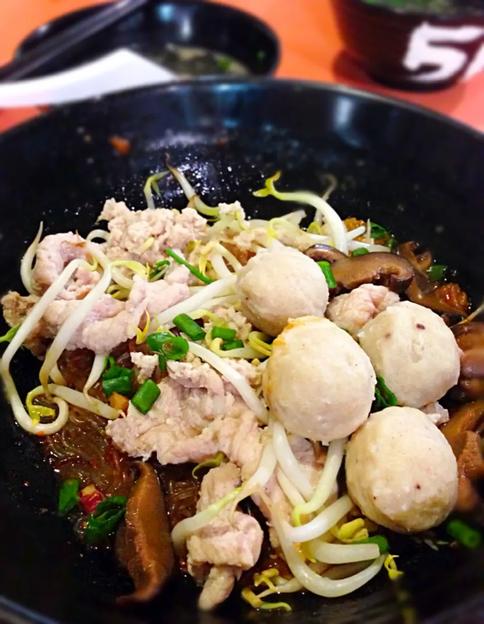 Bak chor tanghoon(minced meat rice vermicelli @ABC food centre)|coxiella24さん