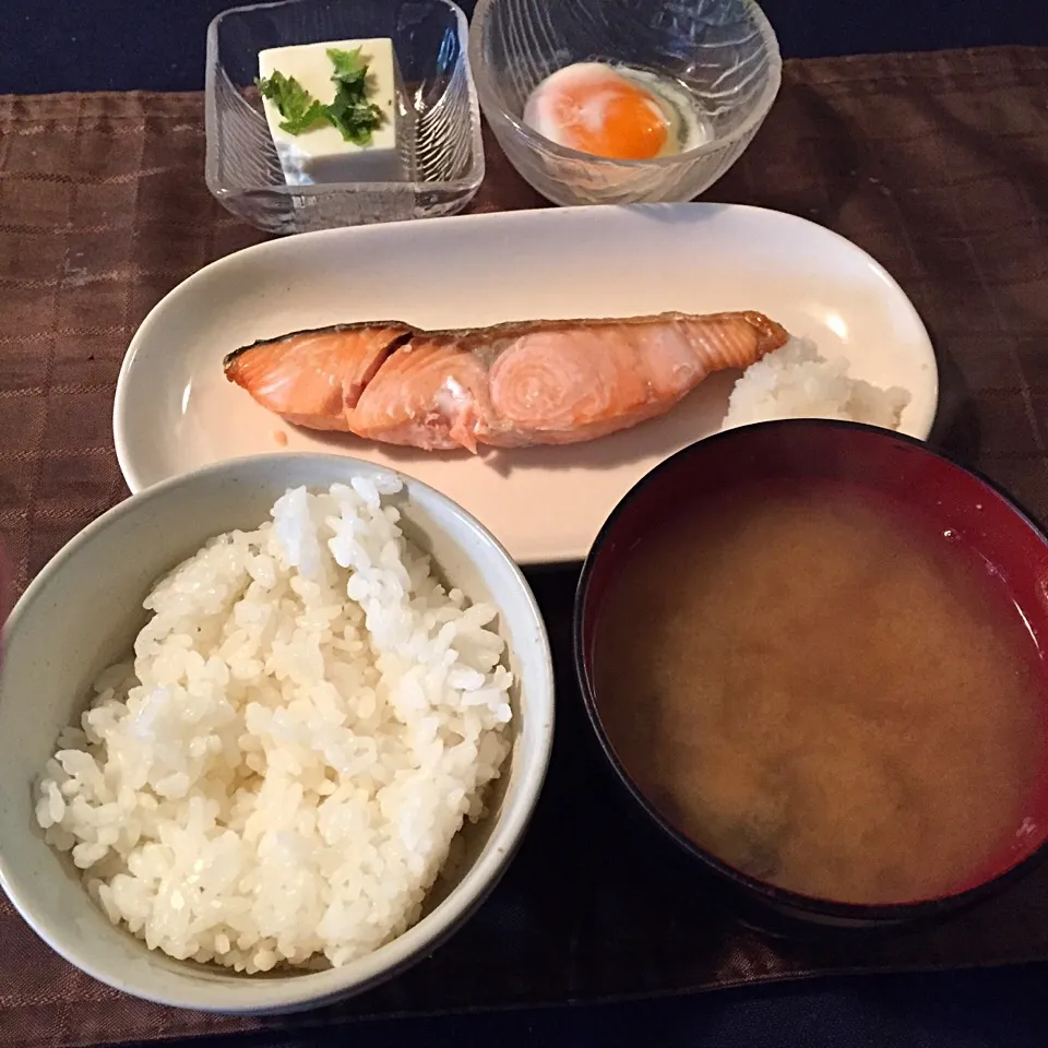 Snapdishの料理写真:焼き鮭定食|純さん