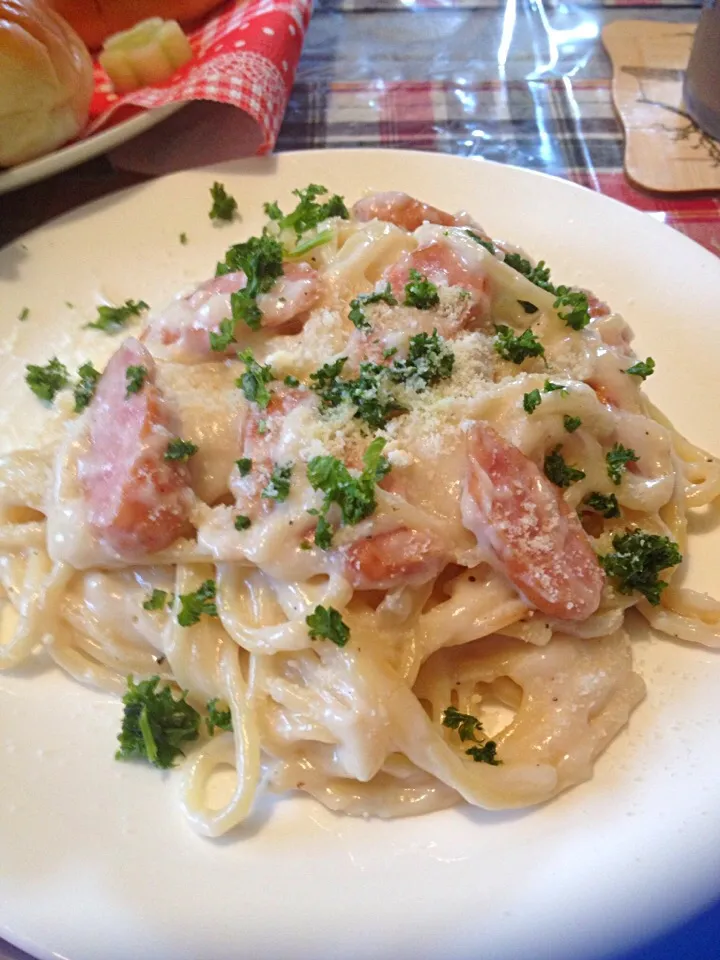 White sauce pasta for rainy Sunday chill in the house ✨🎶💃🍸 have a fabulous Sunday everyone !|Babyluv Cabrera Ocampoさん