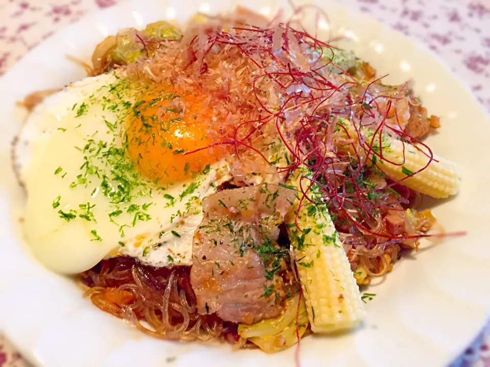 Snapdishの料理写真:焼き春雨♬*゜焼きそば風に作ってみました♡|まるちゃんさん