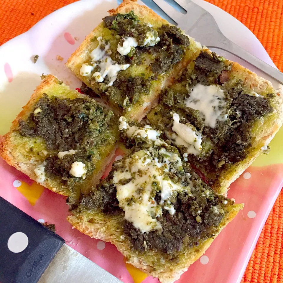 Pesto feta|Rhodalyn Izza Tさん