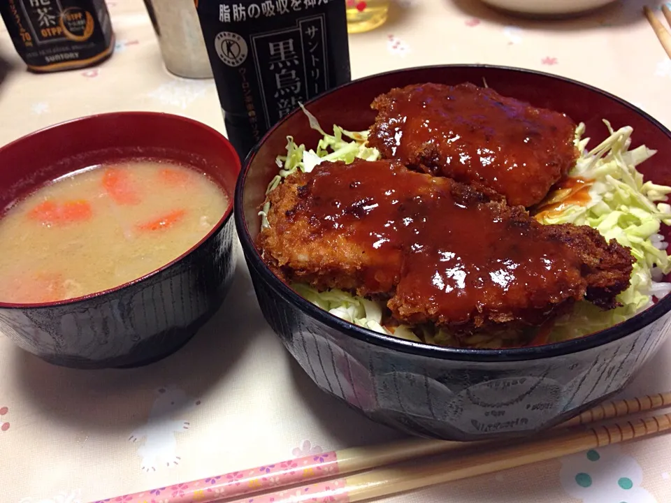 ソースカツ丼と豚汁|ぷりこさん