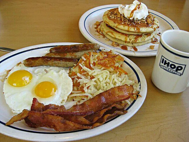 #Breakfast/Brunch ❤ at IHOP with the Family ❤ I am going to stuffed on Pecan #Donut/Pancake #Eggs Bacon #Pork Sausage #Coffee Hashbrown Potatoes 😋 💯 😋|Alisha GodsglamGirl Matthewsさん