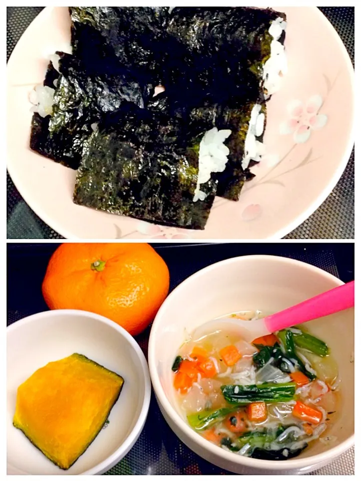 Snapdishの料理写真:150225SOU離乳食朝／味付海苔巻き＆しらす小松菜人参のとろみ汁＆栗かぼちゃ＆みかん|ponnaoさん