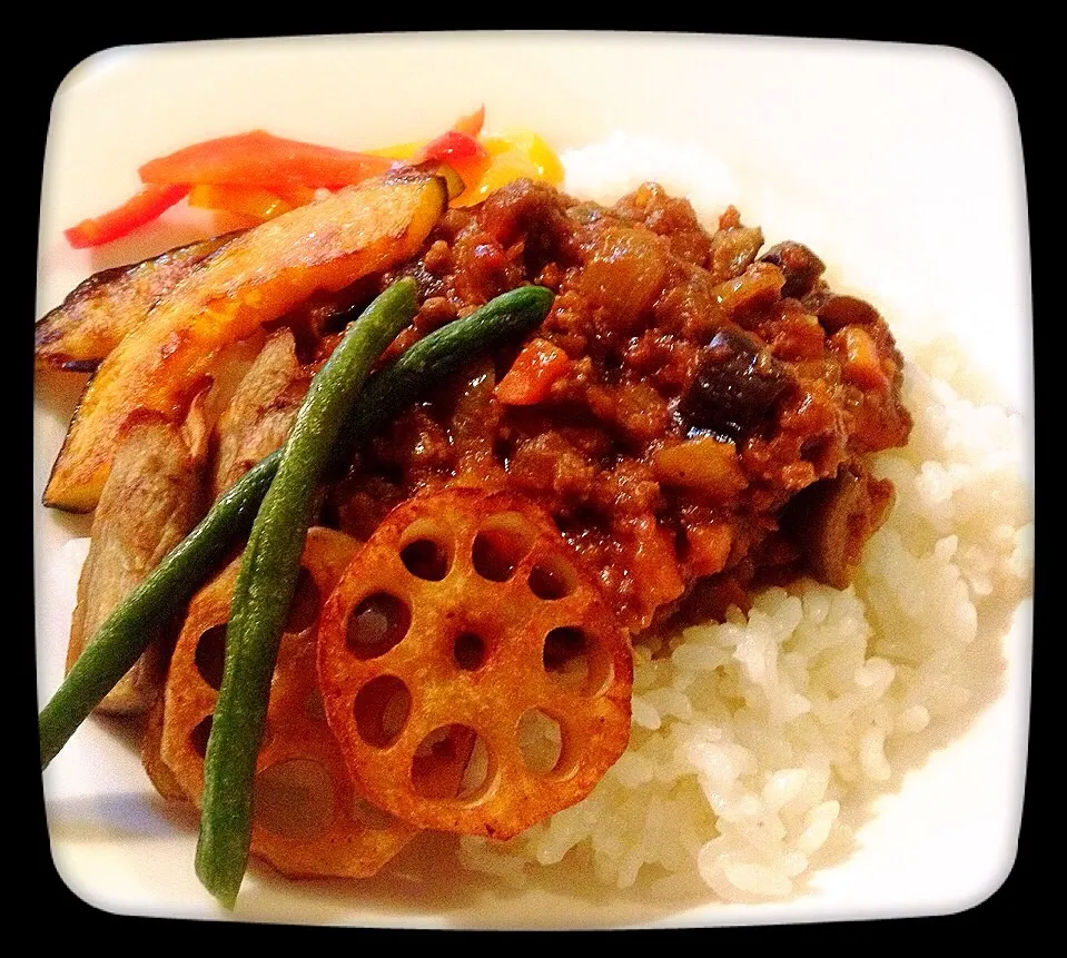 トマトとなすのキーマカレー。家にある野菜は何でも入れてます。|toyamadaさん