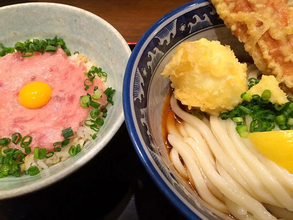 ちく玉ランチ(ちく玉天ぶっかけうどん、ネギトロ丼)|buhizouさん