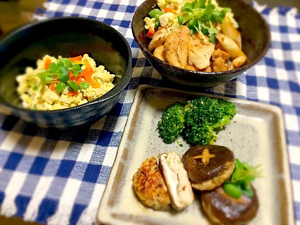 椎茸肉詰め焼き いり豆腐  鶏ささみ柚子胡椒丼|よっしーさん