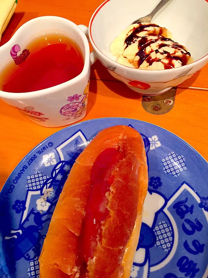 ホットドッグ 🐶  チョコバナナ🍌 紅茶&ココア☕️|ch＊K*∀o(^^*)♪さん