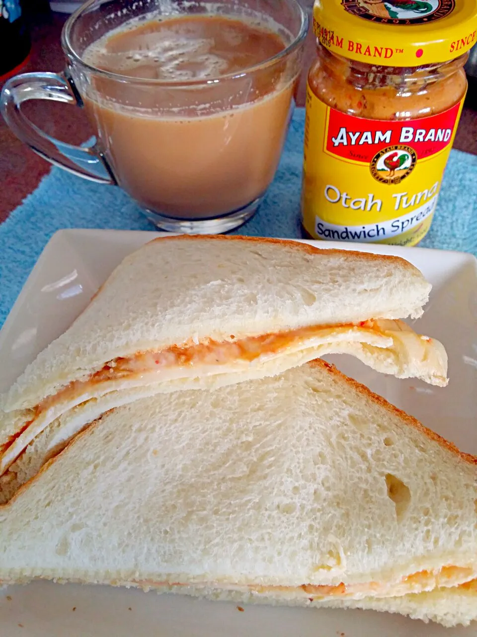 Otah Tuna Sandwich Spread with milk tea 😉|🌷lynnlicious🌷さん