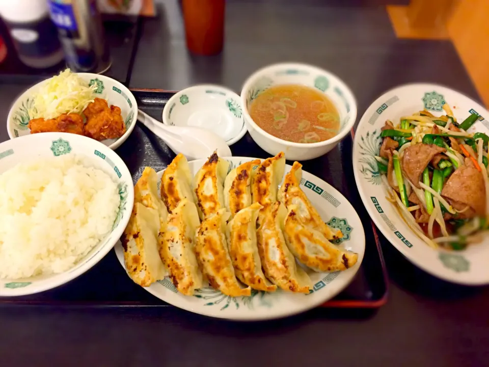 日高屋のW餃子定食|早坂淳さん