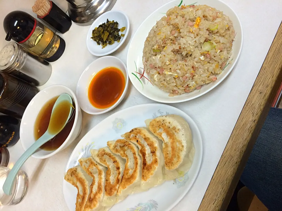 ミニチャーハン¥500 餃子¥400|tadaroさん