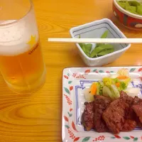 Snapdishの料理写真:生ビールセット 牛タン|sak-さん