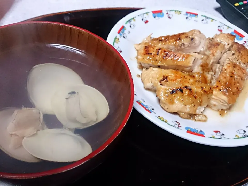 ハマグリのお吸い物と鳥の照り焼き！(こっちは手作り)|あまねさん