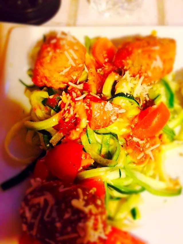 Zucchini Noodles with Turkey Meatballs and Fresh Tomatoes|Michol Lynn Whiteさん