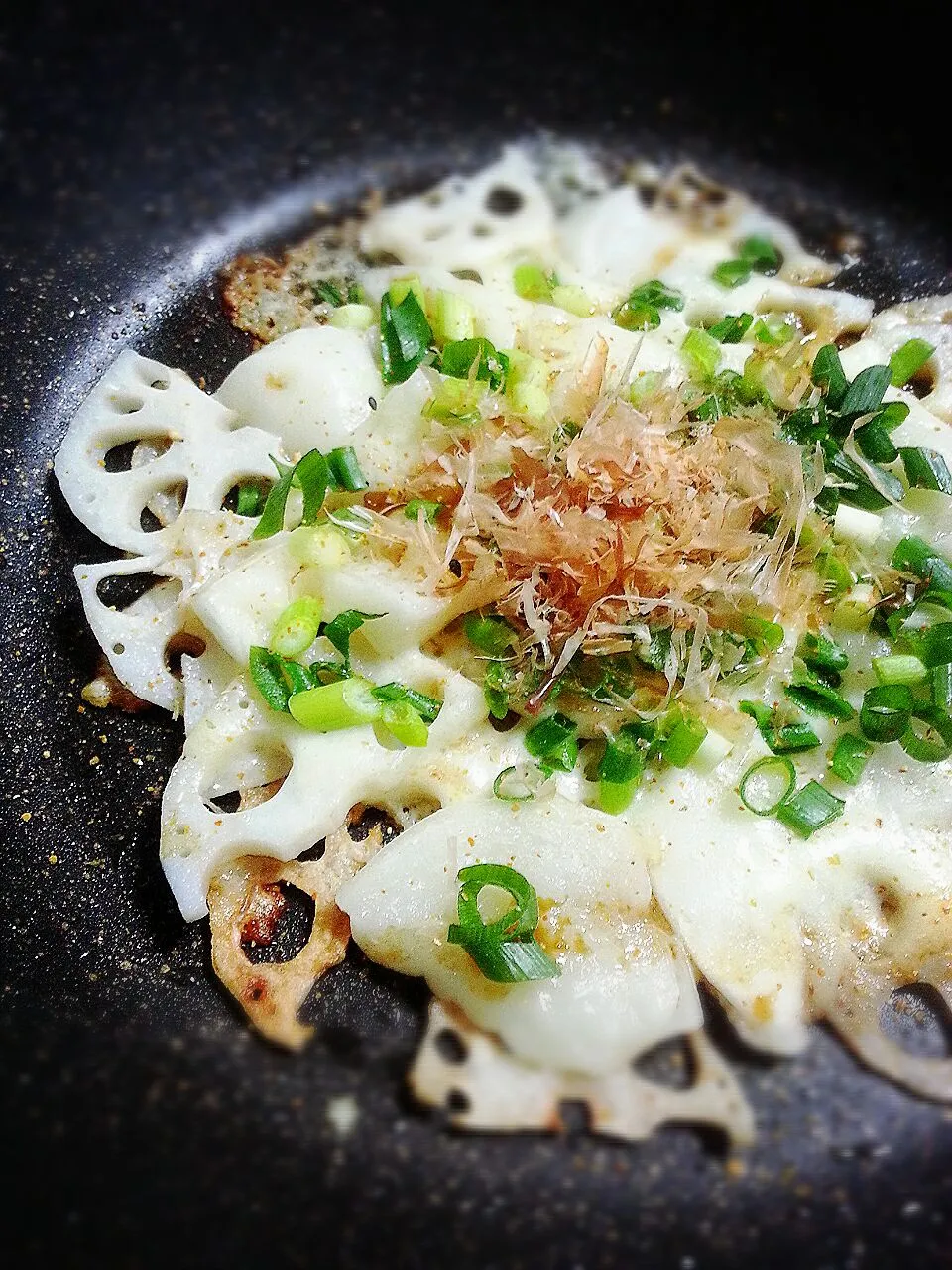 ◆簡単！蓮根とお餅のチーズ焼き◆|かな助さん