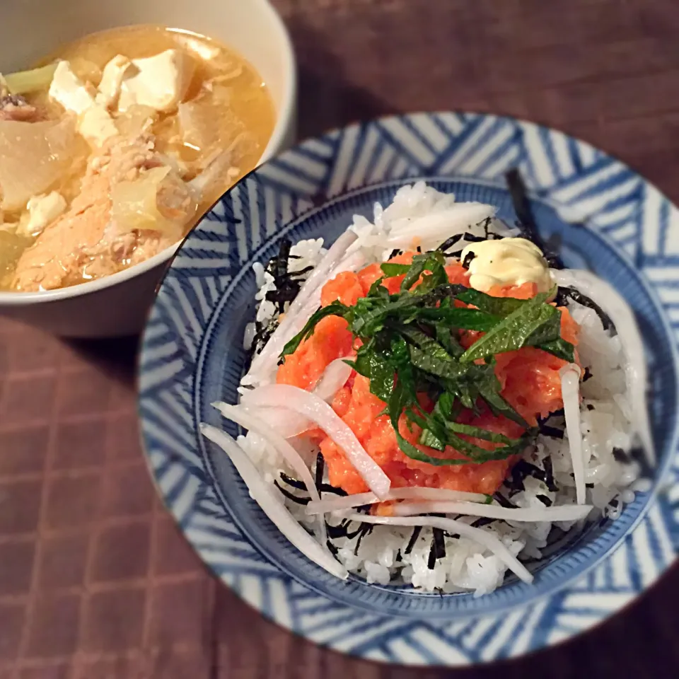 サーモン丼＋鮭のアラ汁|純さん