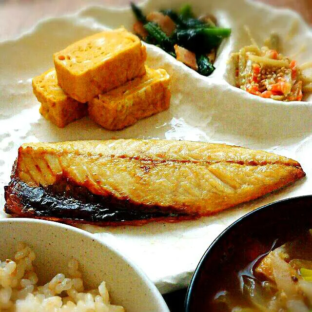 焼魚定食【鯖】|プチテンよすさん