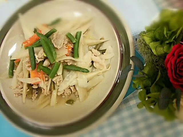 根菜と豚肉の炒め煮|よっしー(=^ェ^=)さん