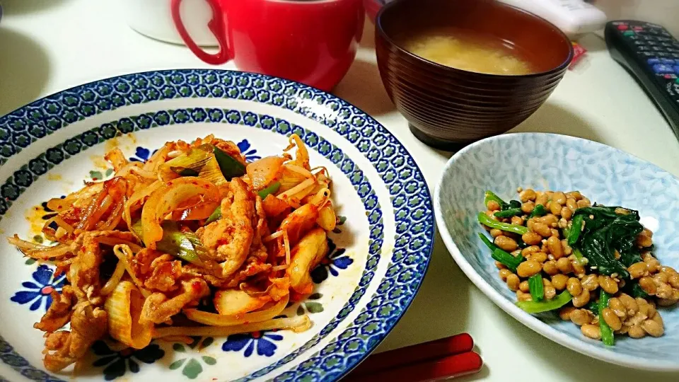 豚キムチ・ほうれん草の納豆和え|めぐりさん