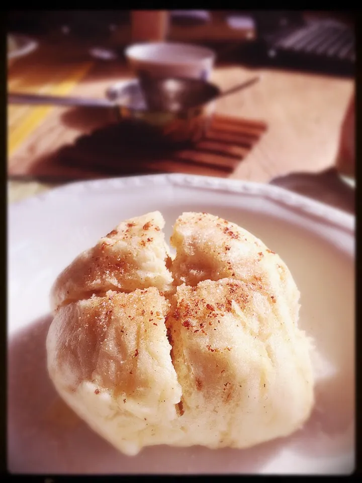 Hefekloß🍴german dumplings with brown butter and cinnamon sugar|CatzeMDさん