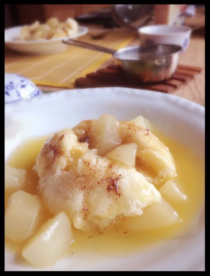 Snapdishの料理写真:Hefekloß🍴german dumplings with brown butter, cinnamon sugar and pear compote|CatzeMDさん