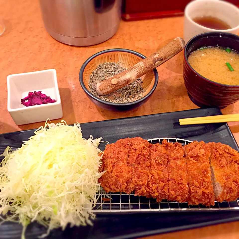 ヒレカツ食べて帰りました。満腹じゃー（≧∇≦）|リュカさん