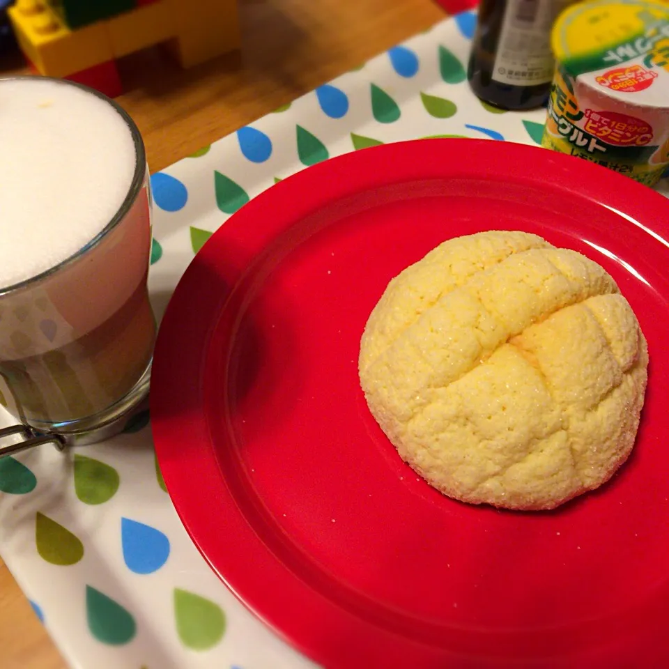 メロンパン カフェラテ レモンヨーグルト|さるさん