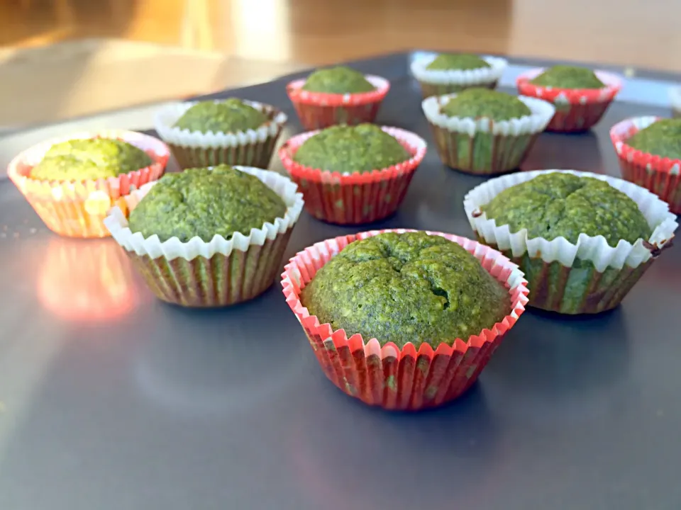 Snapdishの料理写真:Matcha Green Tea Cupcake|melissaさん