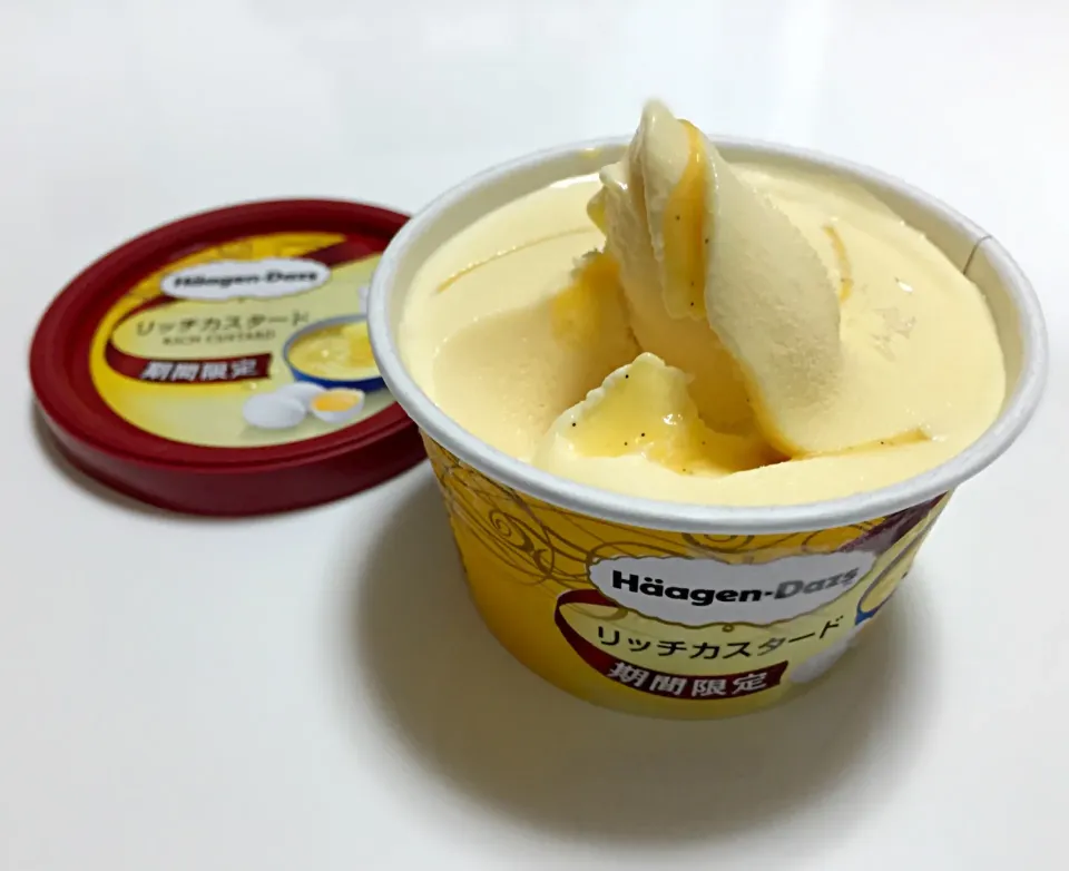 Snapdishの料理写真:Haagen-Dazs リッチカスタード|toshi,I🍴さん