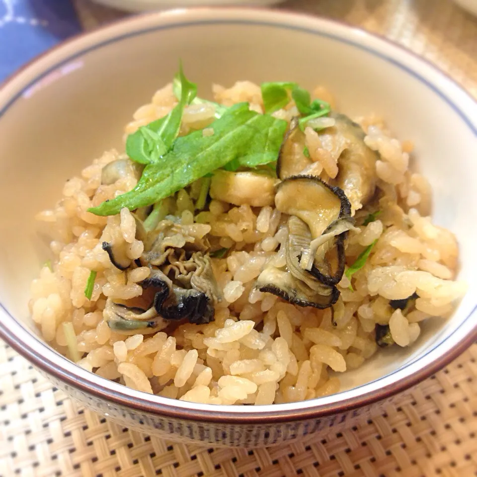 牡蠣ご飯🍚😋メッチャ美味しい✌️|アライさんさん