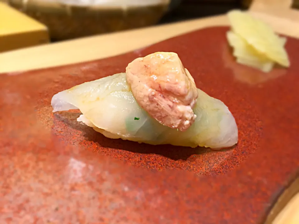 Snapdishの料理写真:Kawahagi Sushi|Obeoom Jumsai Na Ayudhyaさん