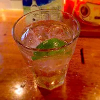 Snapdishの料理写真:Jameson soda with lime! Yumm|Graham Ryanさん