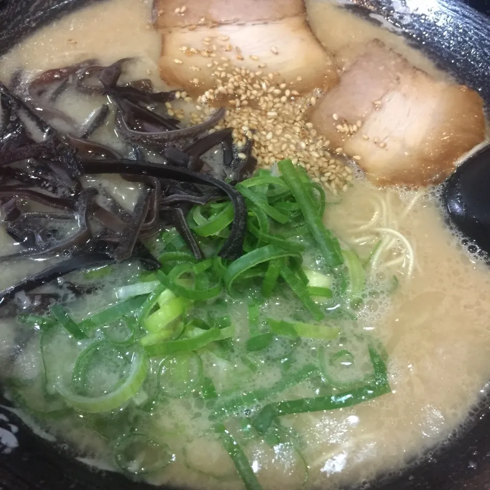 そして深夜3時にラーメン食べた夜。一竜。|織友さん