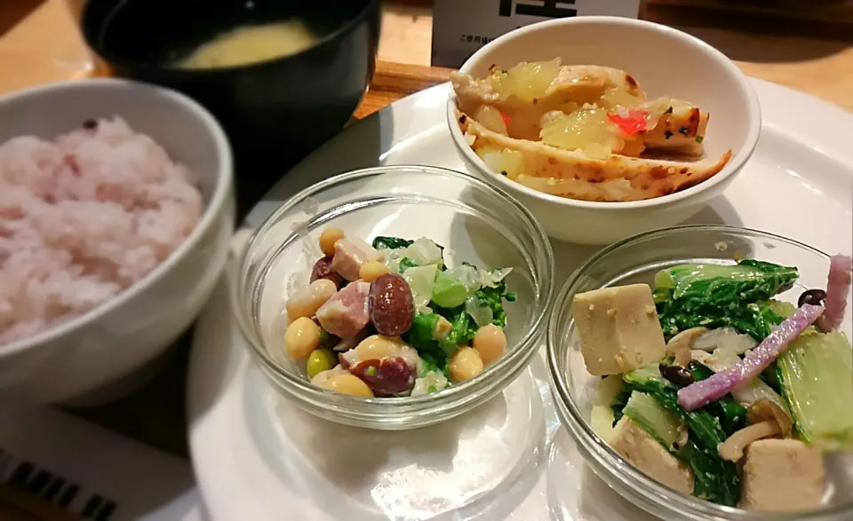 無印良品カフェにてランチ|ヴェローナのパン屋さんさん