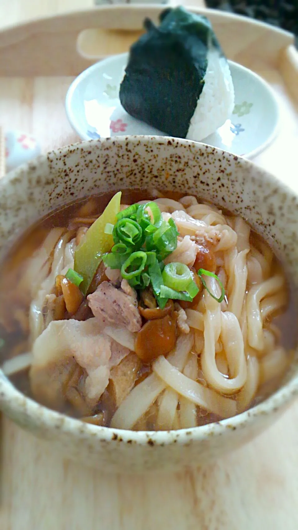 昨日も、うどん、今日は、煮込みうどんです|kimikimi󾬍さん