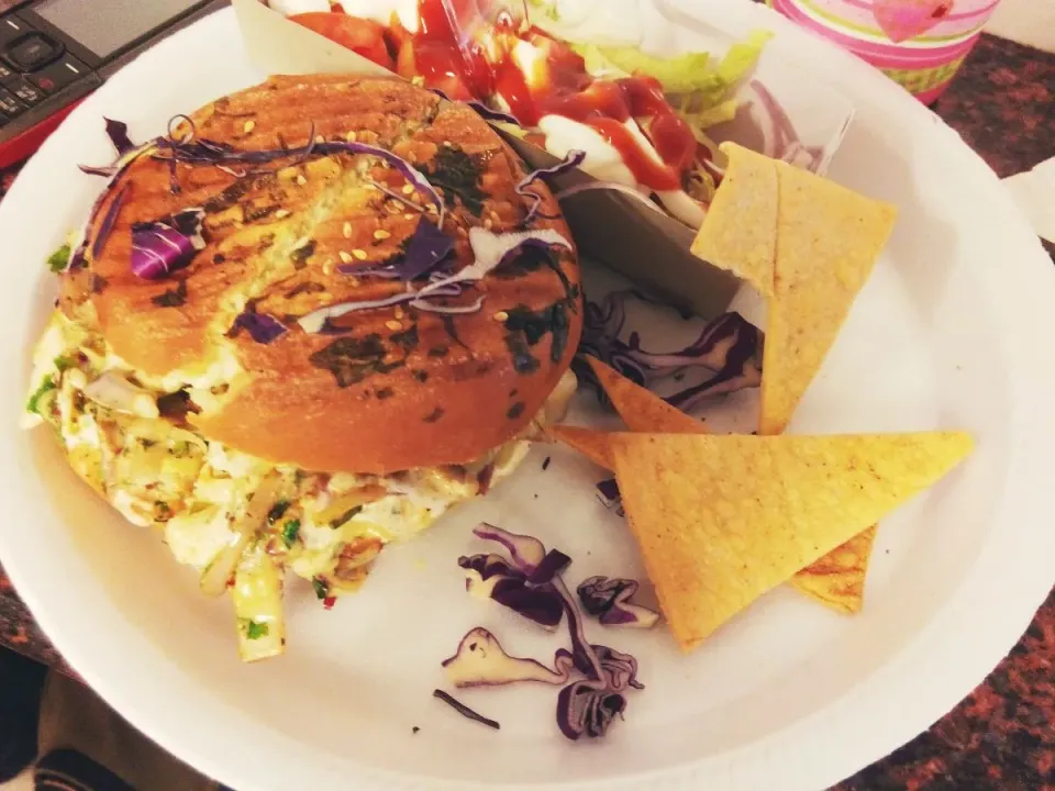 Veg patty with nachos|sera wangdiさん